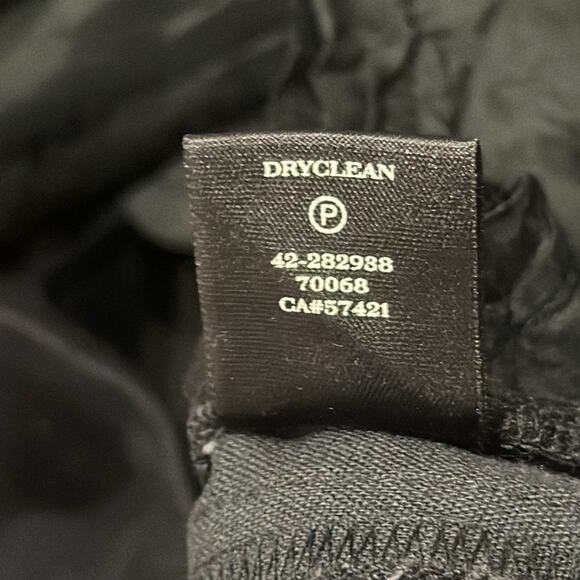 Ann Taylor Women's Mid Rise Faux Leather Side Strip Ankle Pant Black 6 - Picture 8 of 9